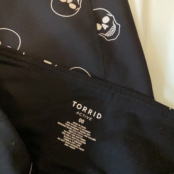 Torrid leggings - Picture 2 of 2